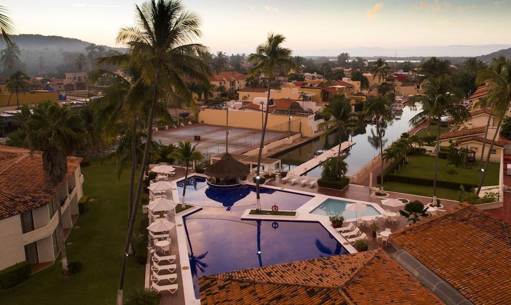 Cabo Blanco Hotel And Marina Барра-де-Навідад Екстер'єр фото
