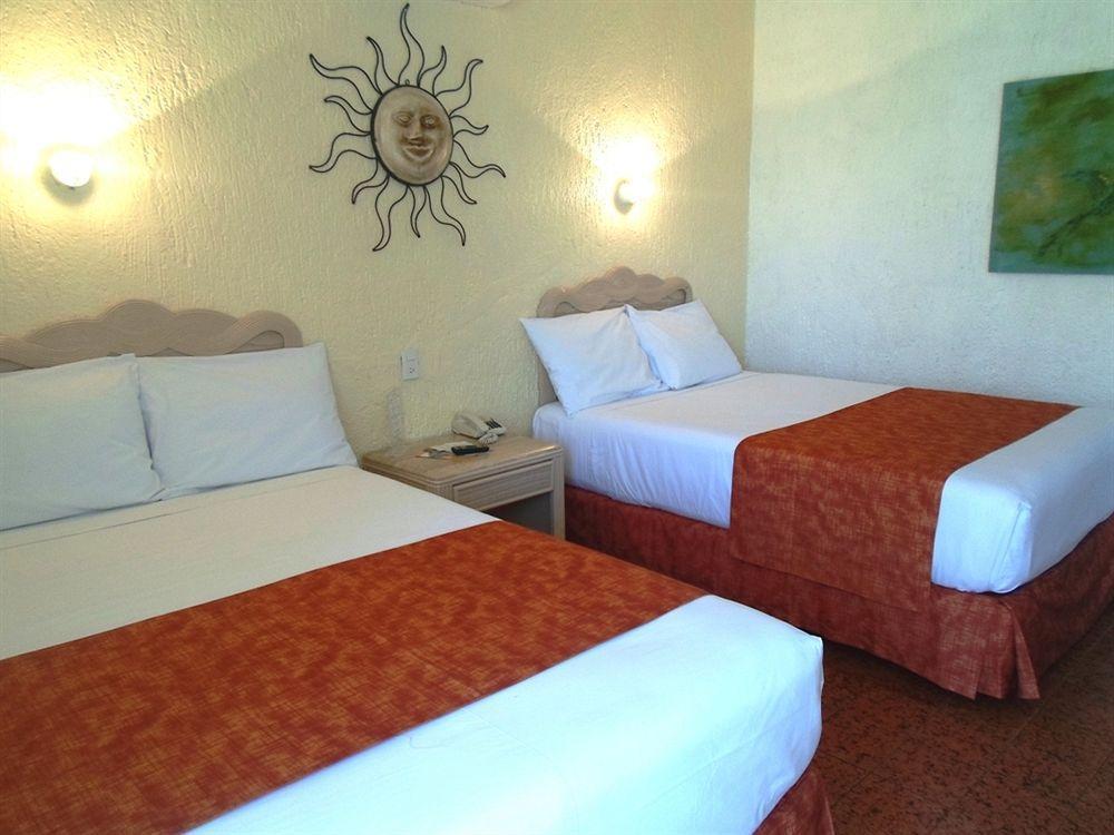 Cabo Blanco Hotel And Marina Барра-де-Навідад Екстер'єр фото