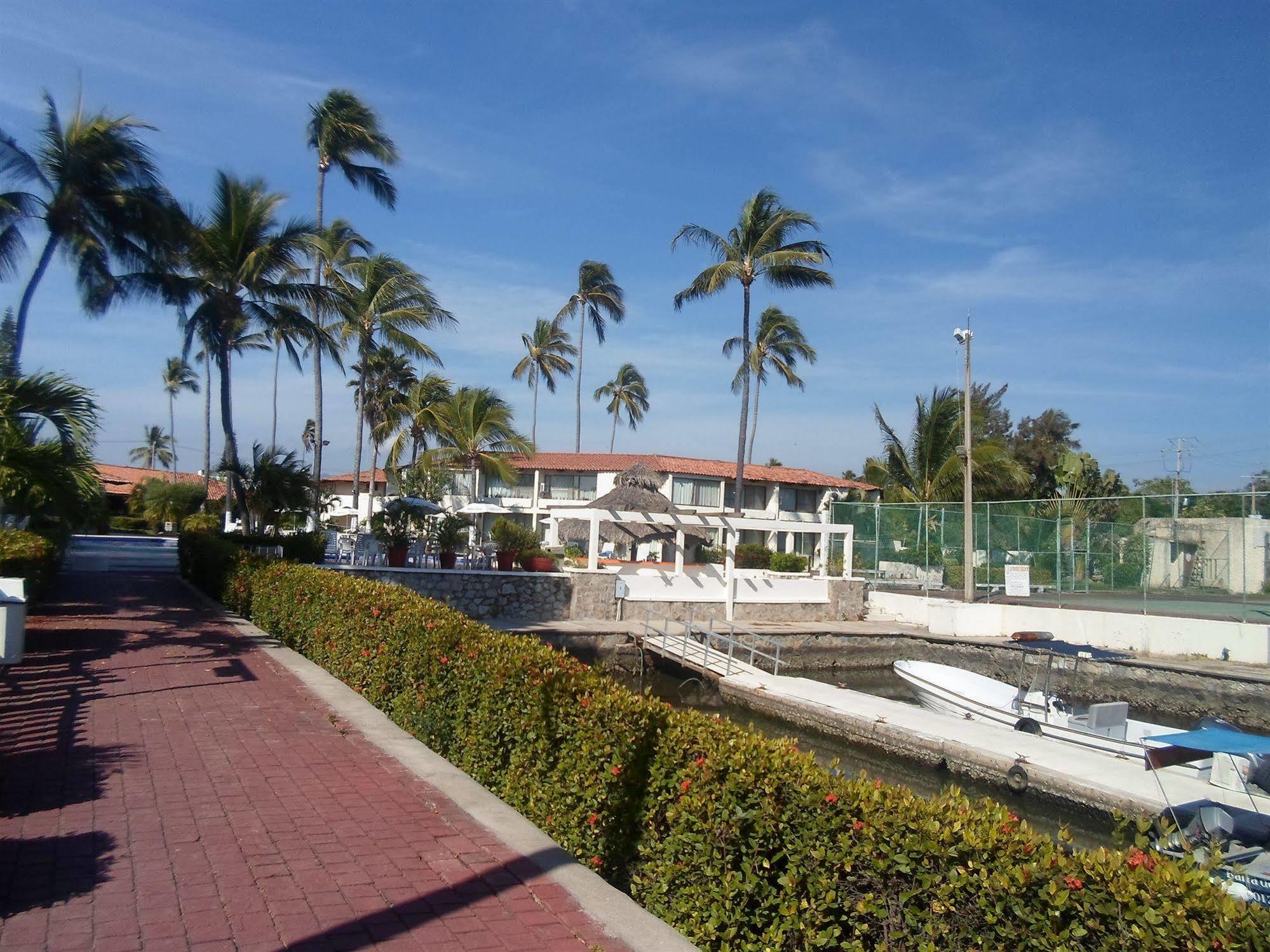 Cabo Blanco Hotel And Marina Барра-де-Навідад Екстер'єр фото